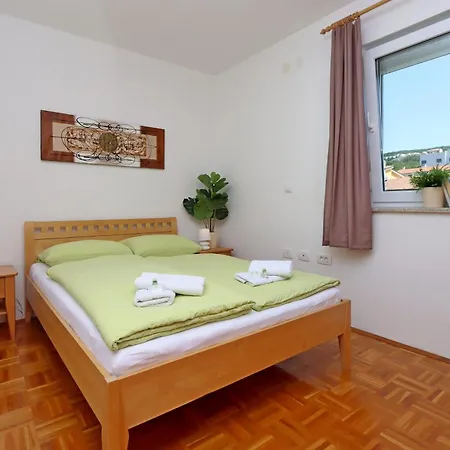 With Parking Space Kostrena, Rijeka - 23422 Appartement