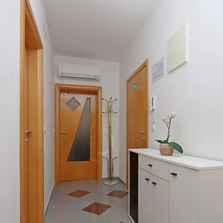 With Parking Space Kostrena, Rijeka - 23422