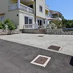 With Parking Space Kostrena, Rijeka - 23422 Apartmán