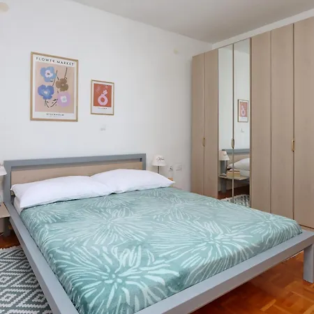 With A Parking Space Kostrena, Rijeka - 23422 Apartment Kostrena