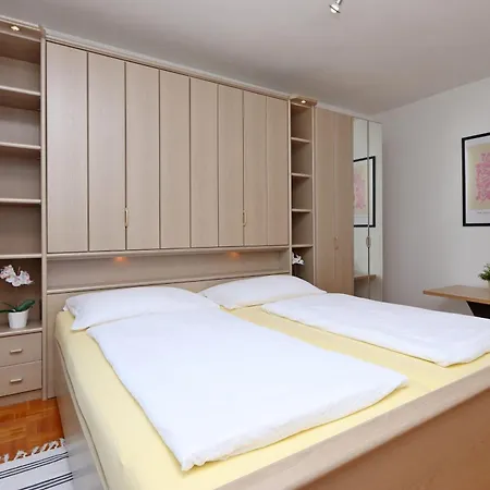 With A Parking Space Kostrena, Rijeka - 23422 Apartment Kostrena