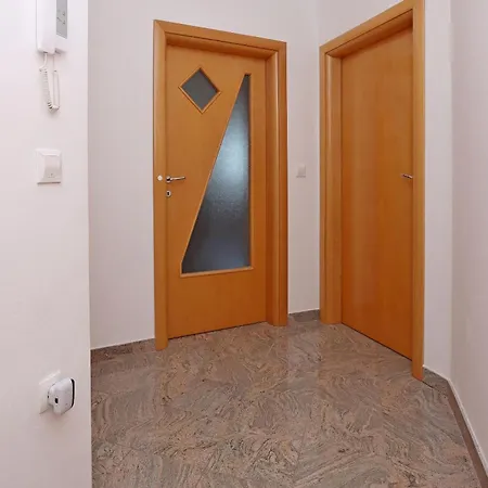 With Parking Space Kostrena, Rijeka - 23422 Apartmán *