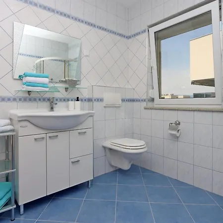 Apartmán With Parking Space Kostrena, Rijeka - 23422