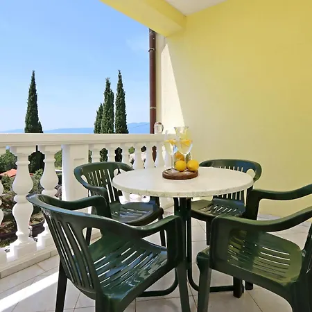 Apartmán With Parking Space Kostrena, Rijeka - 23422 *
