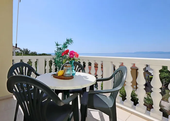 Apartman With Parking Space Kostrena, Rijeka - 23422 Kostrena